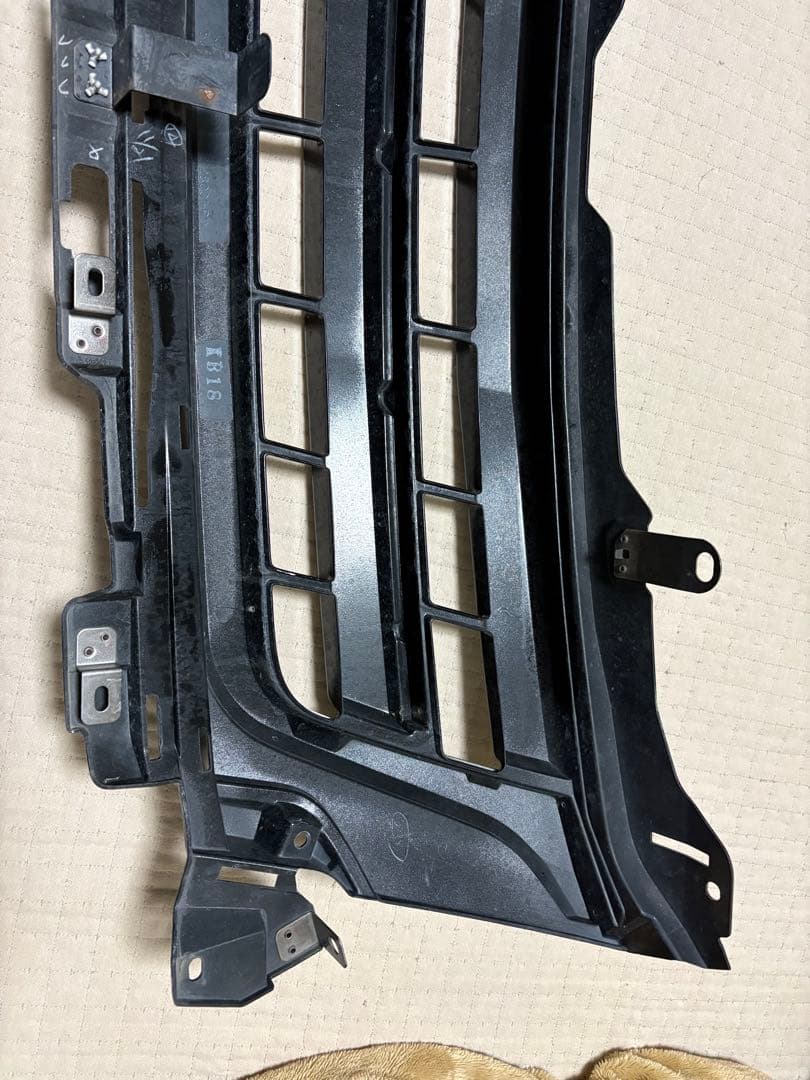 ZWR80G エスクァイア前期 TRDフロントグリル