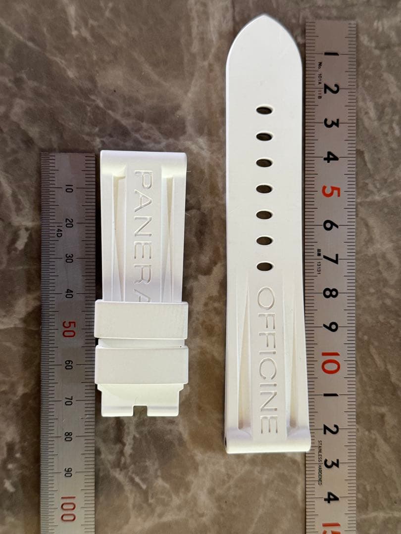 PANERAI OFFICINE ホワイトラバーベルト