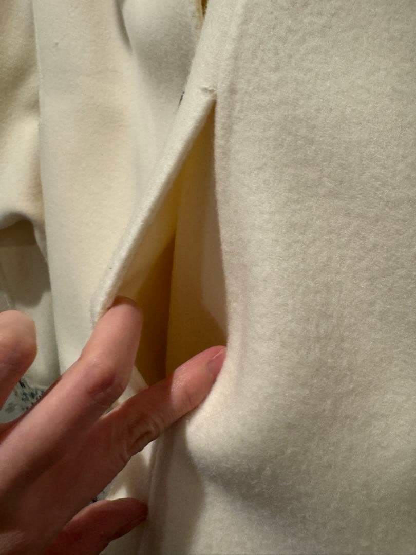 アニュアンス　ショートコート　ホワイト