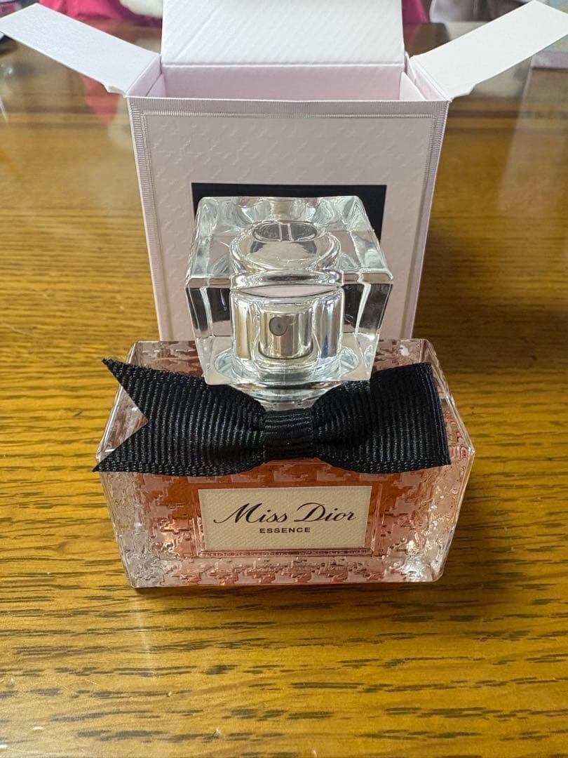 Miss Dior ミスディオール　香水