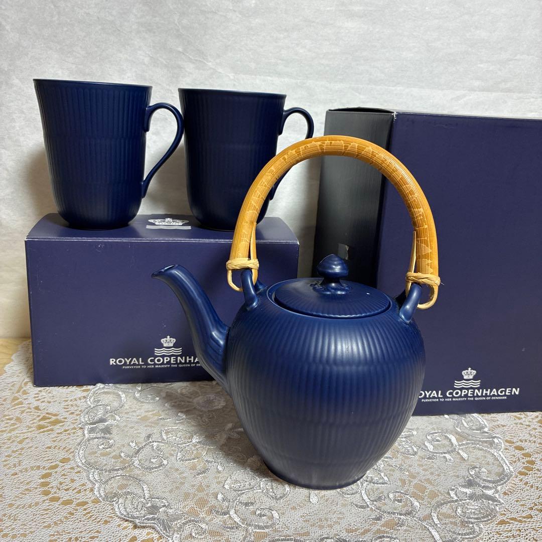 ロイヤルコペンハーゲン マグカップペア　ティーポット ネイビー