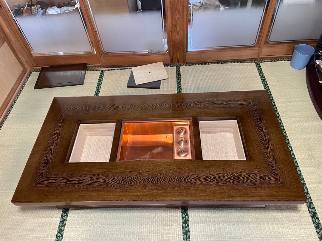 断捨離中バッハ様　昭和レトロ　アンティーク　囲炉裏　木製ダークブラウン 収納付き