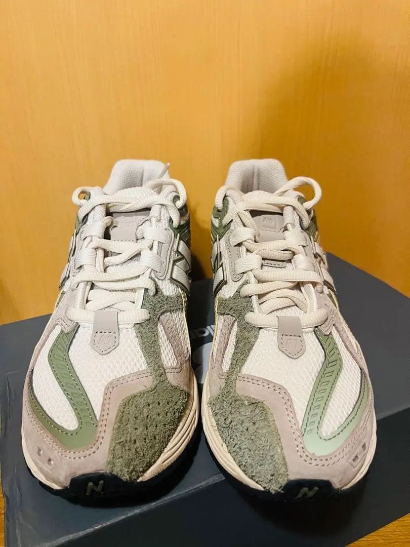 ※1/12終了【最終値下げ】New Balance M1906NE 25.5cm