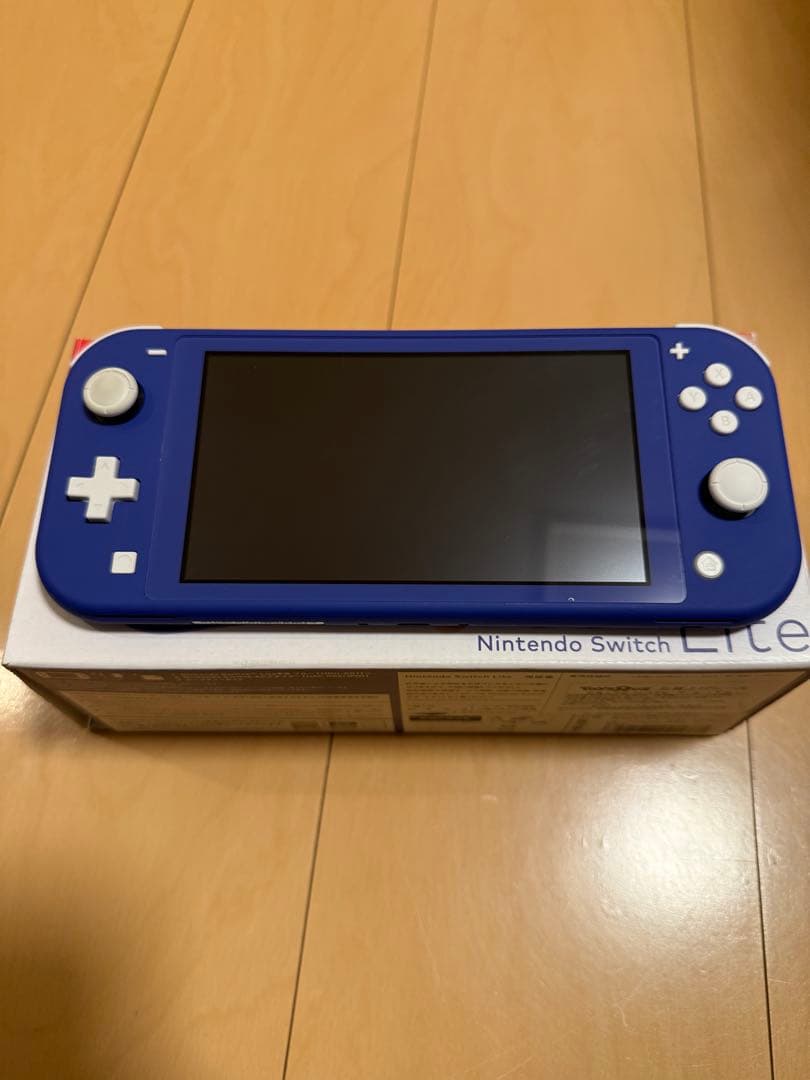 Nintendo Switch Lite 本体 青 SD128カード付き！
