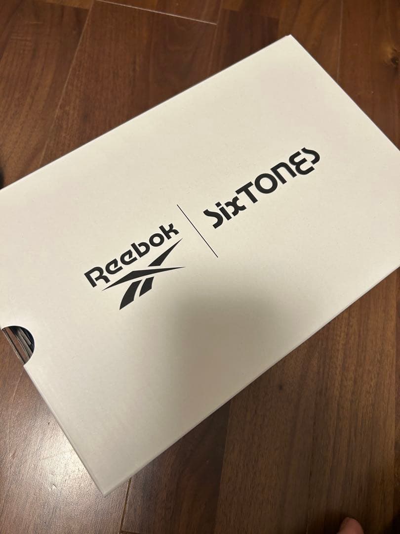 Reebok SixTONES コラボスニーカー　お値下げ中