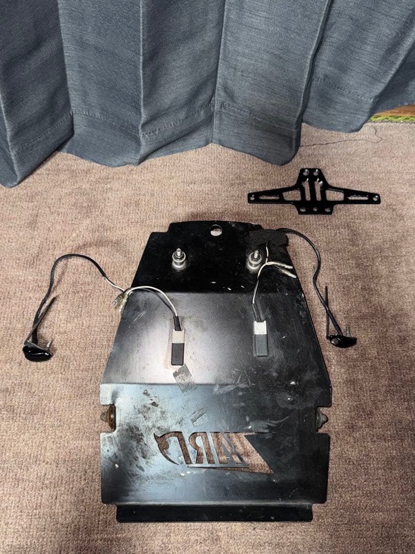 デイトナ675 ZARD製マフラー(サイド出し)