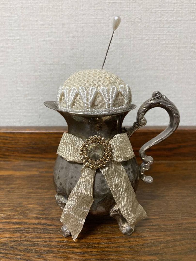 【まみ】アンティーク☆小さな靴型ピンクッション&ポット型ピンクッション