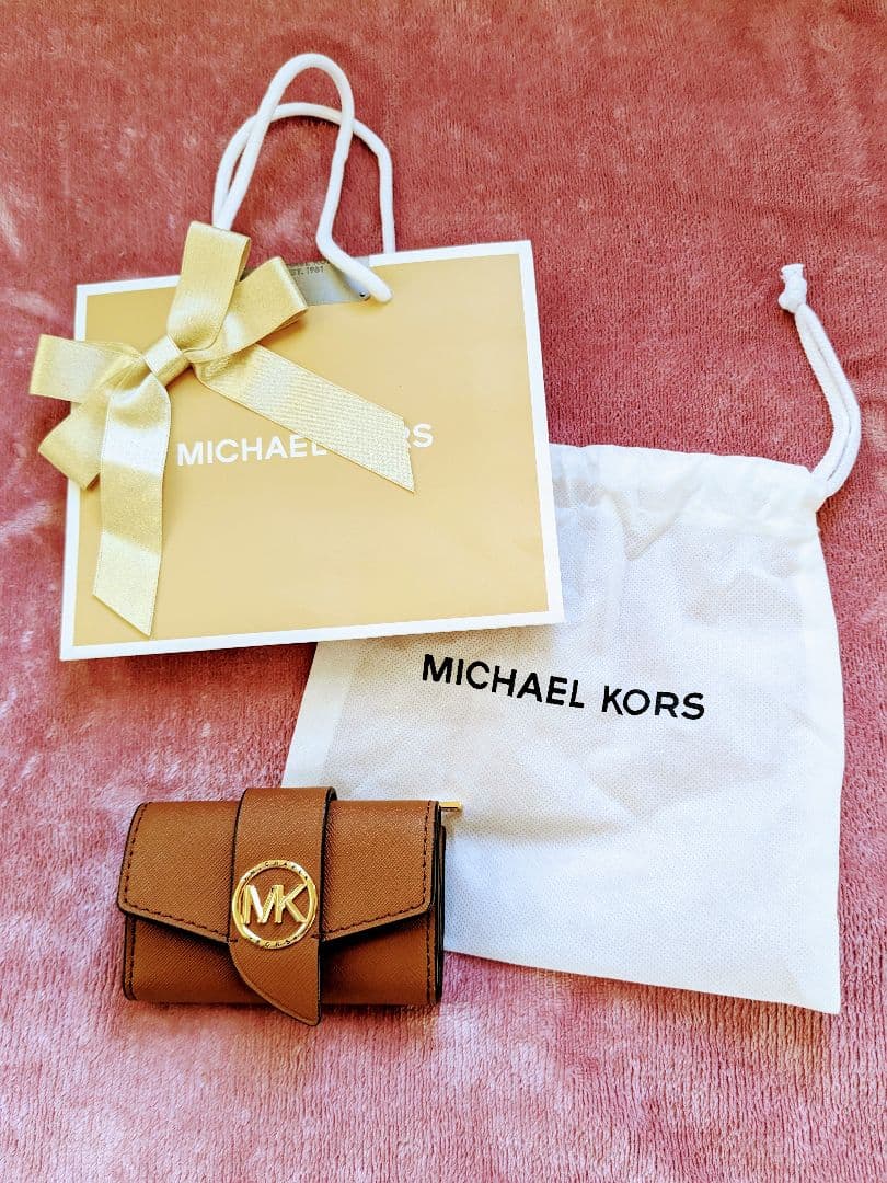 【kayoko suzuki 】マイケルコース　キーリング付き　キーケース