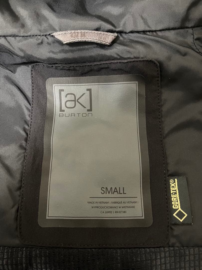 【売り買い成立商品】Burton[ak] GORE-TEX ダークカモウェア