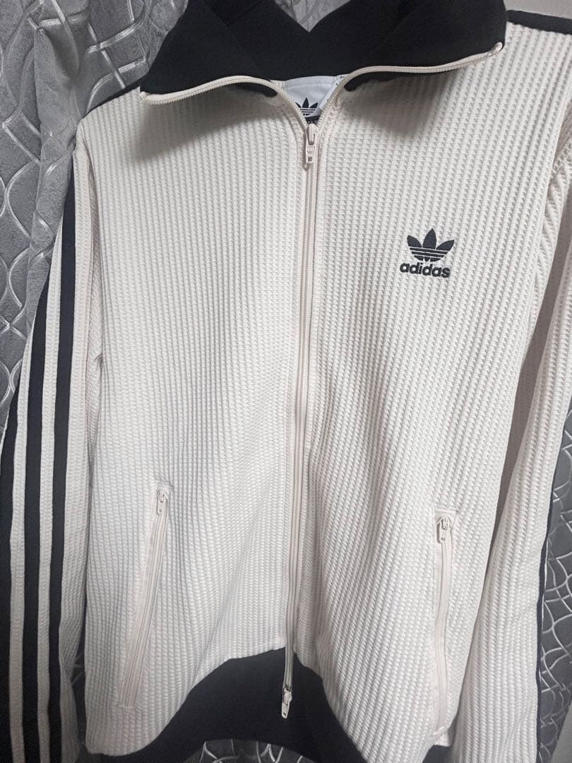 adidas アディカラー ワッフル クラシック トラックトップ L ホワイト