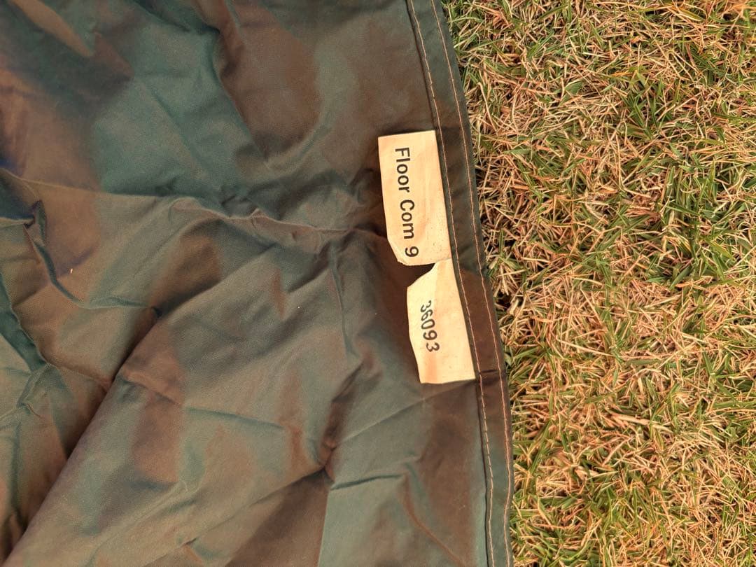 テンティピ サファイア9 純正フロアシート付