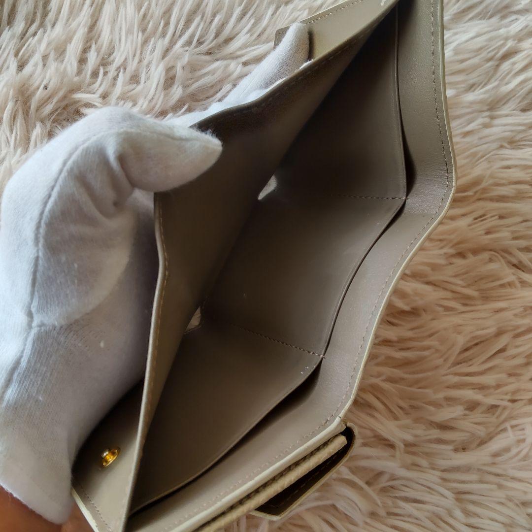 極美品✨ボナベンチュラ 三つ折り財布 オフホワイト バイカラー