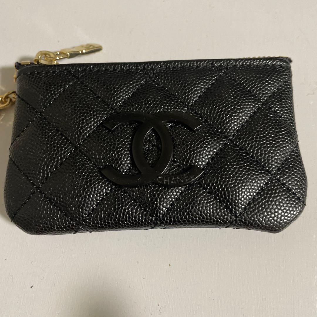 新品未使用　ブラックキルティングケース、キーケース　ノベルティ