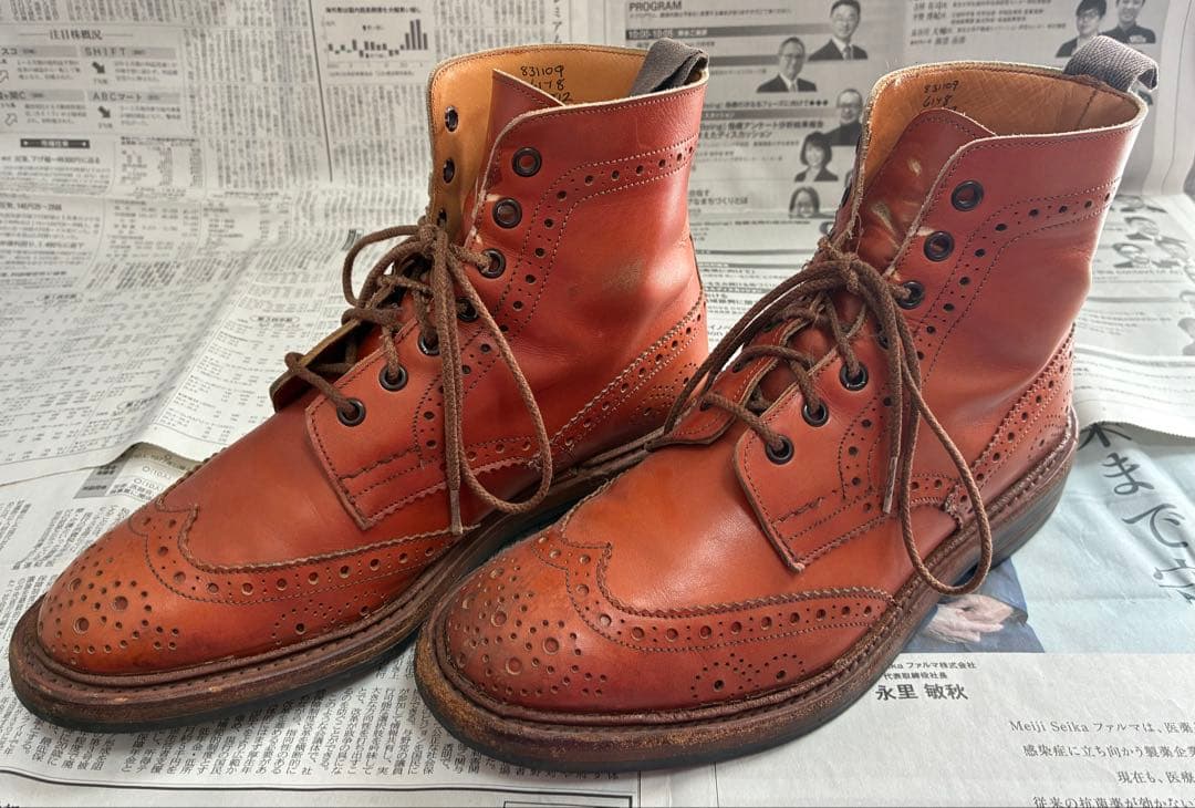 バ*ブ様 トリッカーズ ポールスミス ダブルネーム コラボ ウィングチップ レザ