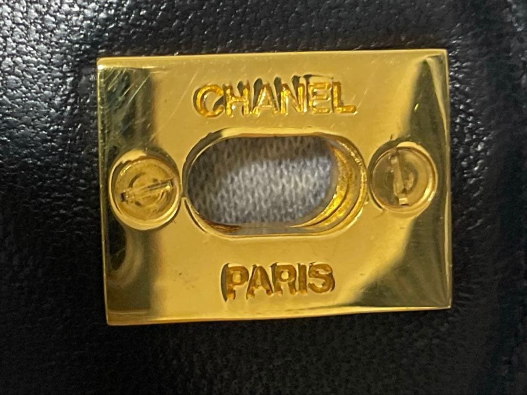 美品　シャネル マトラッセチェーンショルダーケース付き 折り畳み傘