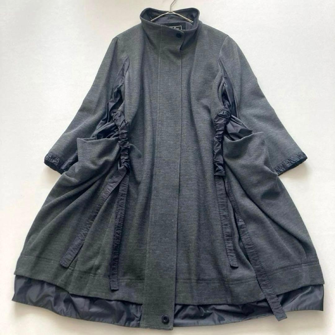 サ*カ様 【美品】エイココンドウ　ギャザー切替 Aラインロングコート グレー 大
