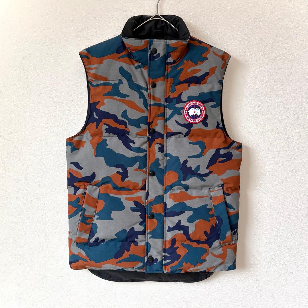 【極美品】  カナダグース ダウンベスト カモフラ 迷彩