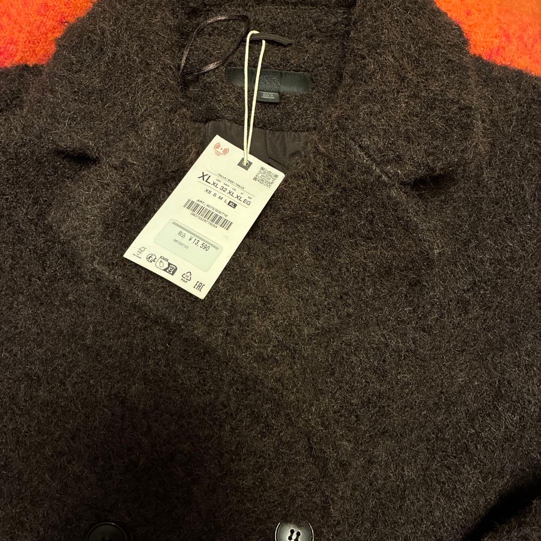 タグ付き新品　ZARAのブークレダブルブレストミディ丈コート★XLサイズ