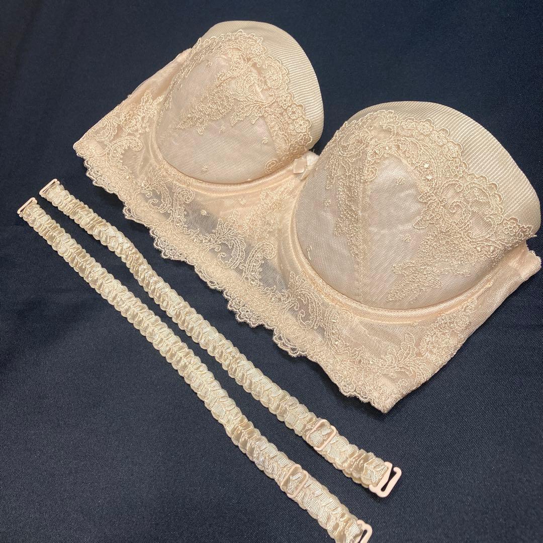 【美品】FOUR SIS & CO. ブライダルインナーD75/76/76