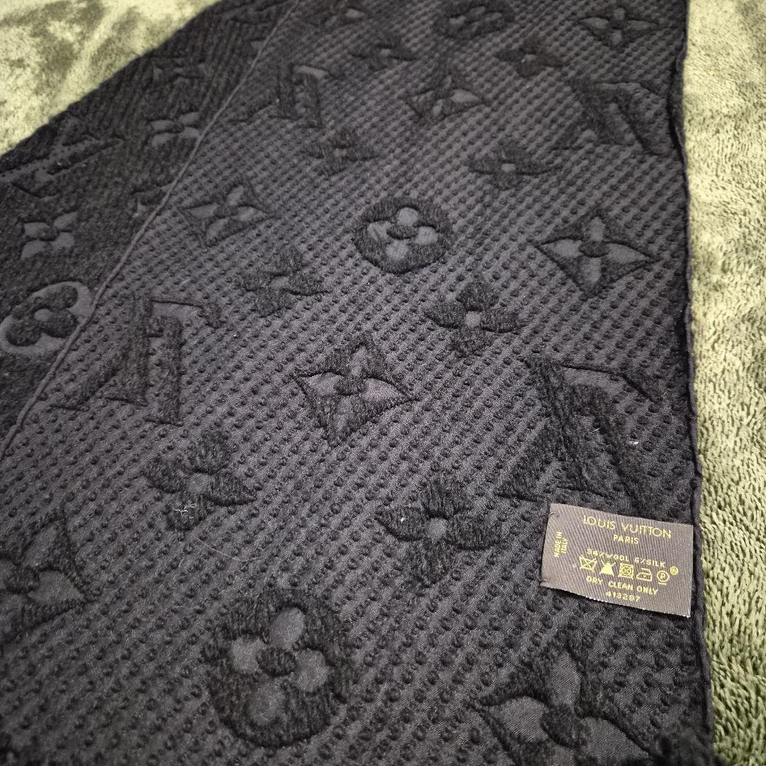 Louis Vuitton ブラック WOOLマフラー　使用回数20回程度