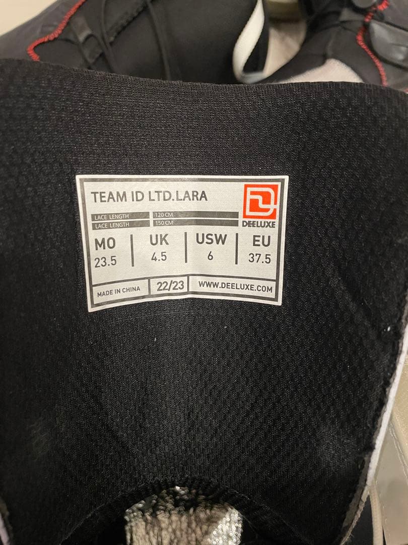 スノーボード DEELUXE TEAM ID LTD.LARA