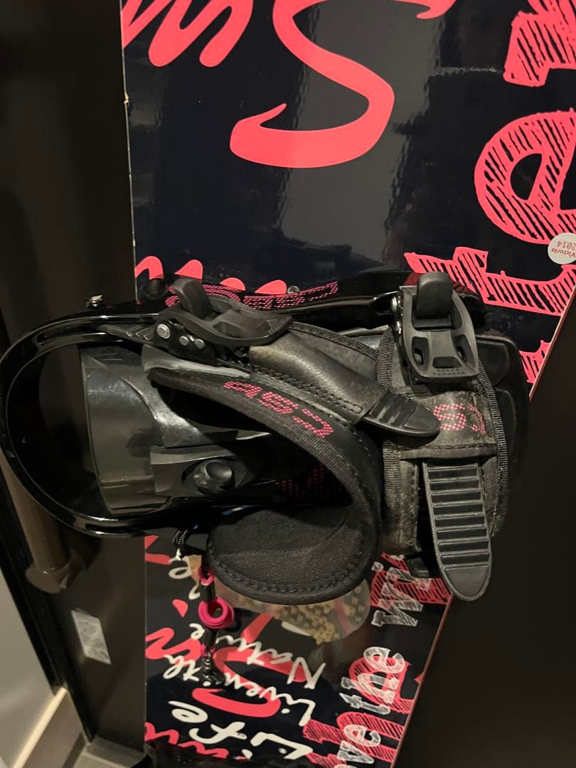 CSB スノーボード 黒/ピンク 文字デザイン