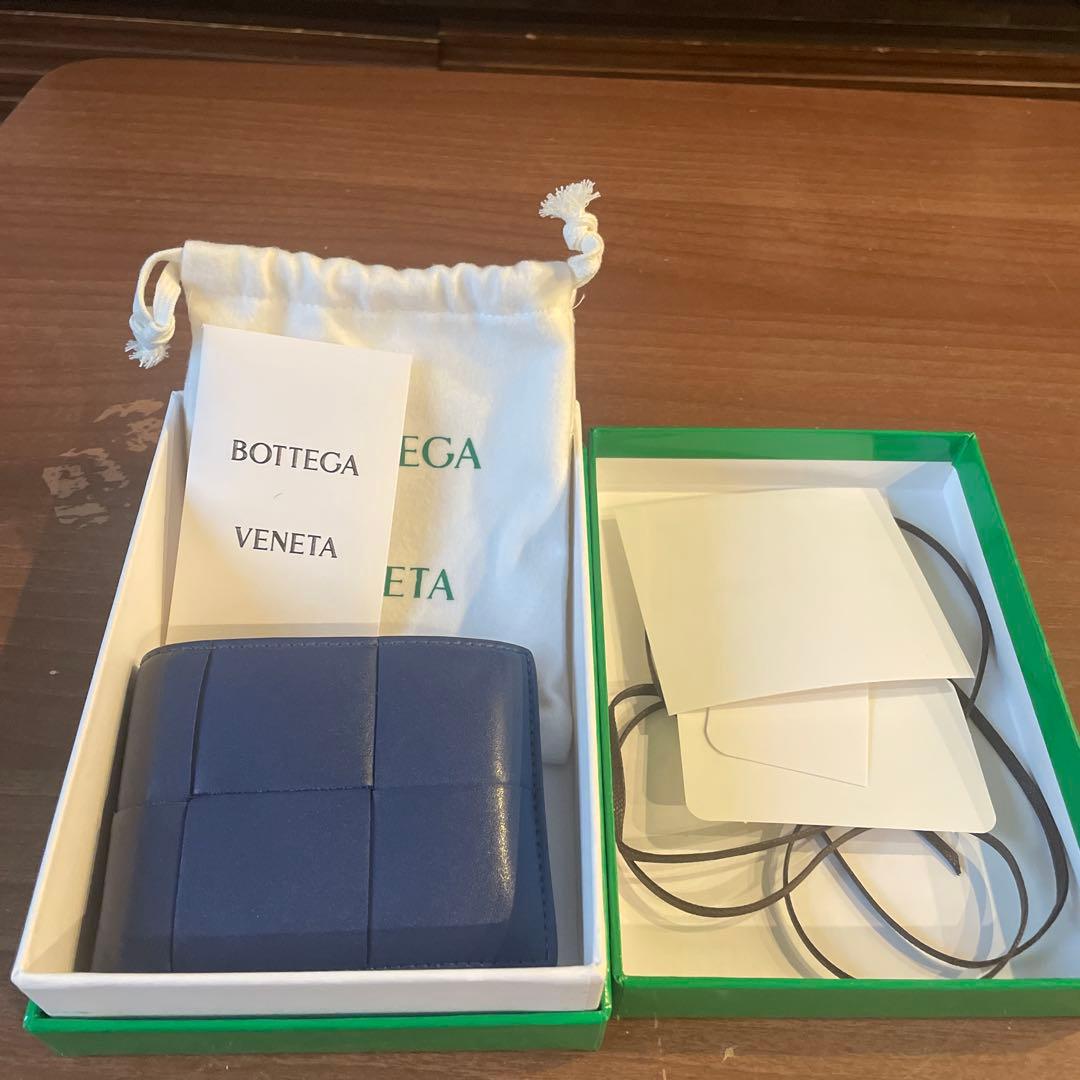 Bottega Veneta ネイビー 二つ折り財布