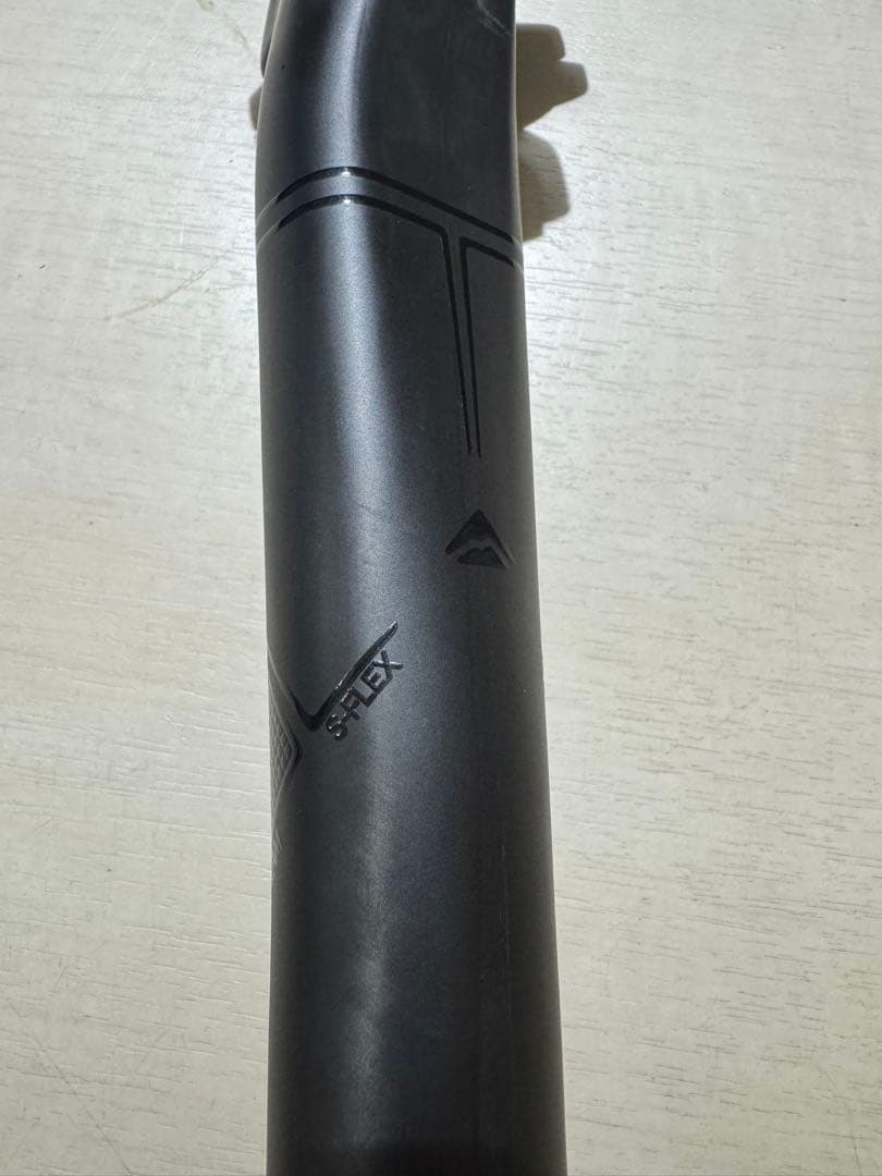 メリダ　カーボンシートポスト