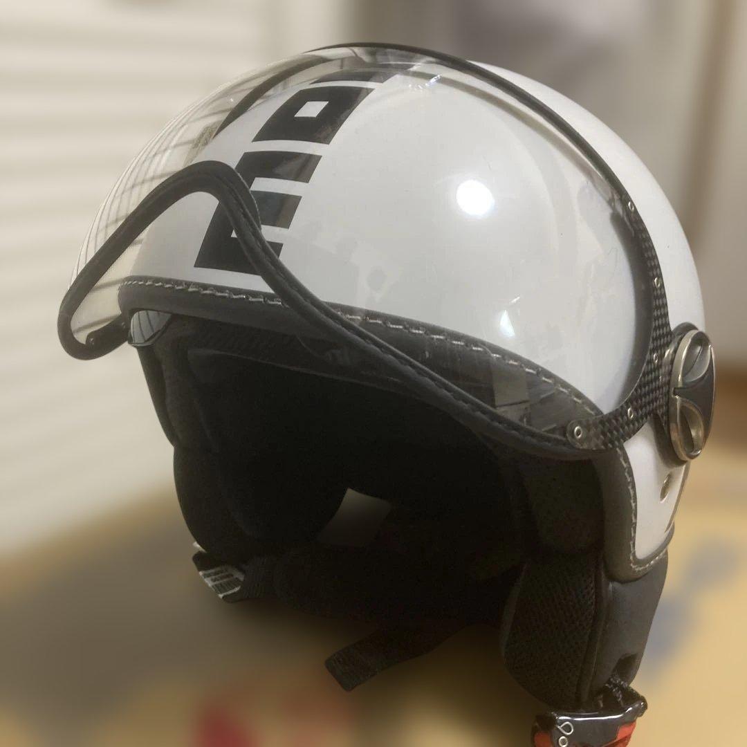 モモデザイン ジェットヘルメット