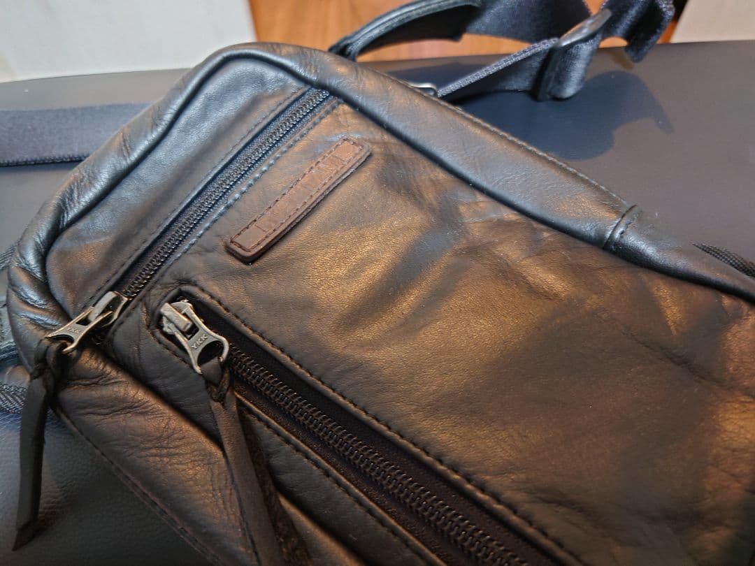 値引き最終日！　即日発送！　クシタニ　K-3578 2ウェイレッグバッグ2