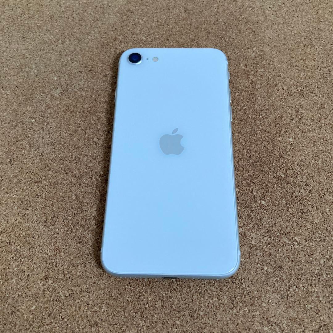 4018【早い者勝ち】美品☆電池新品☆iPhoneSE2 64GB SIMフリー