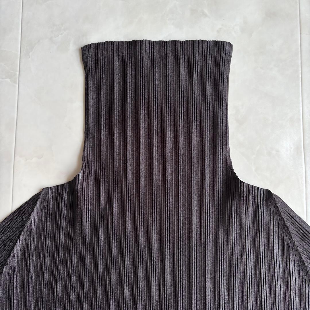 PLEATS PLEASE ハイネックプリーツトップス ダークブラウン 3