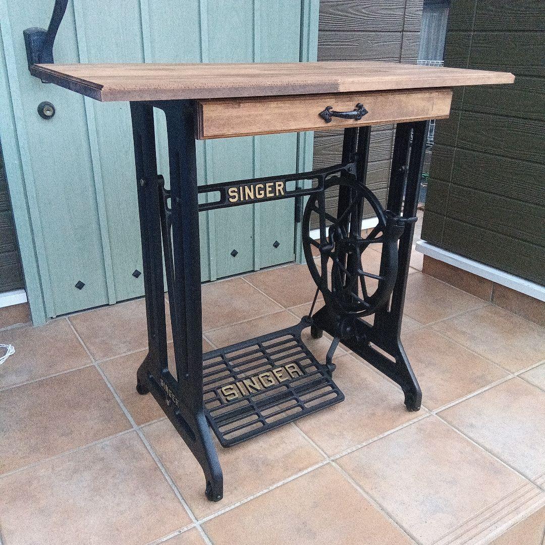 足踏みミシンテーブル　SINGER