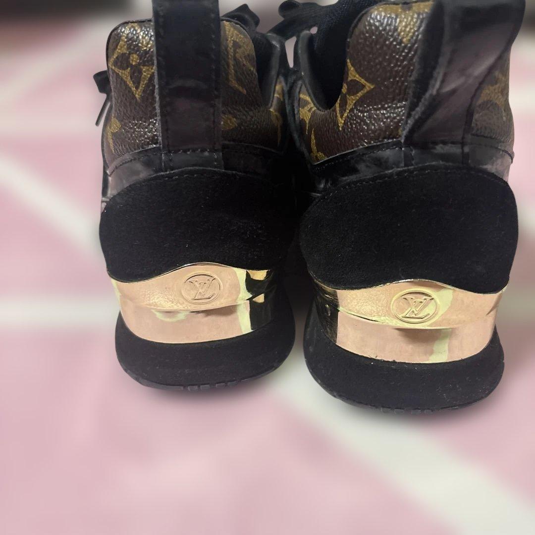 ルイ・ヴィトン ブラック スニーカー