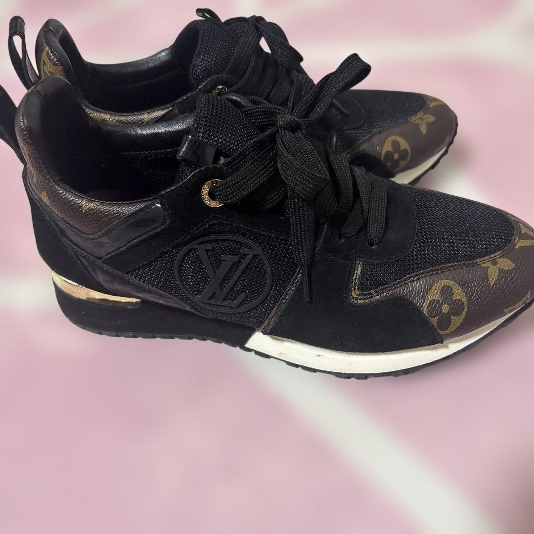 ルイ・ヴィトン ブラック スニーカー