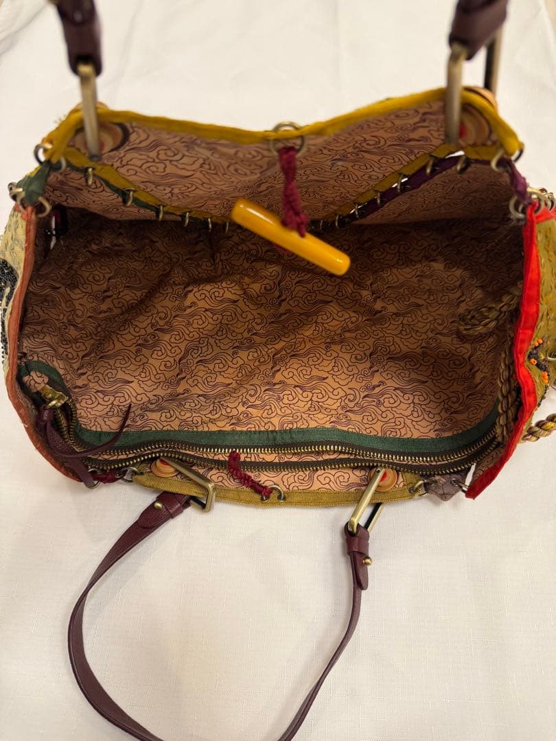 (ひぃさん専用2/13まで) 蛇刺繍ビーズ装飾トートバッグ