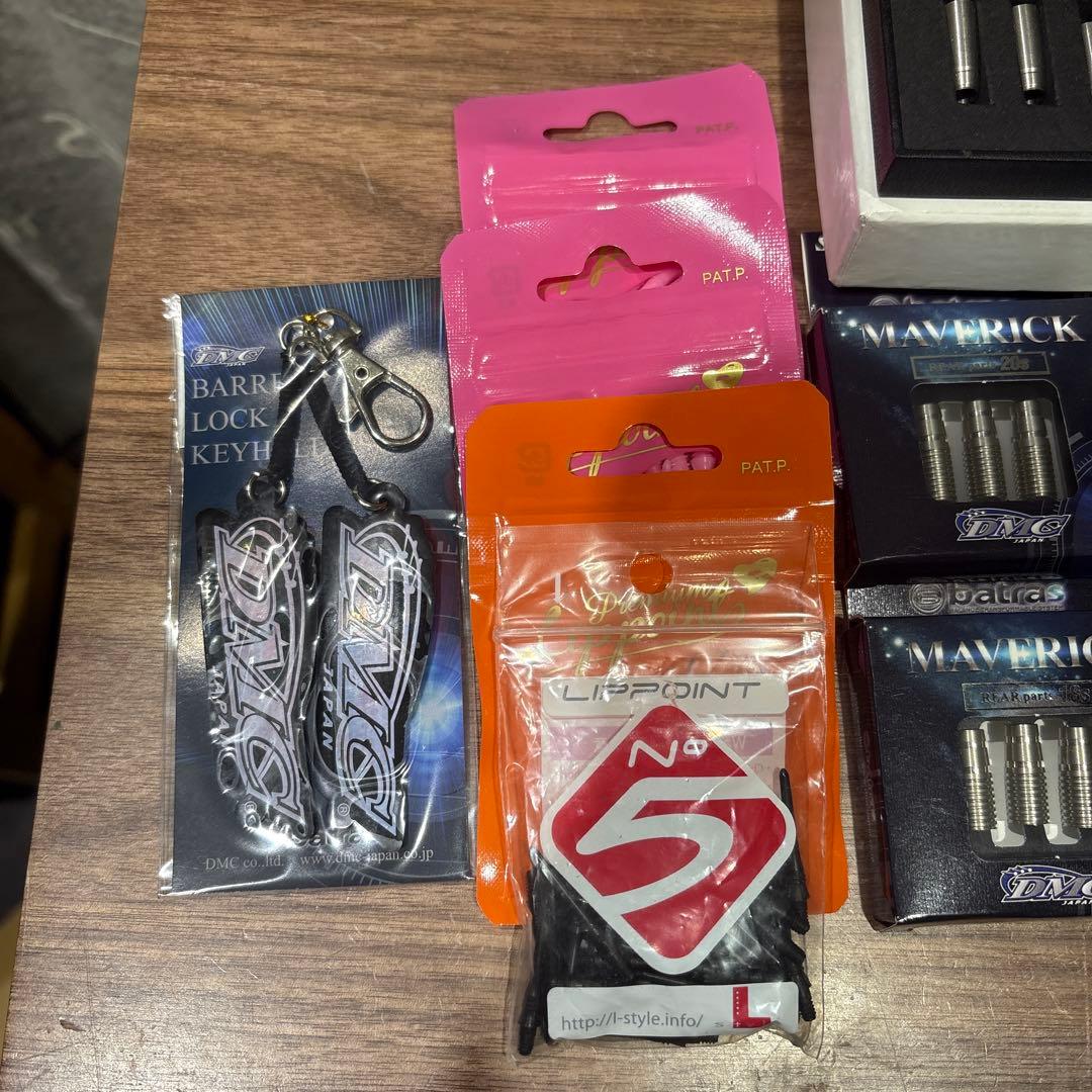 DMC Batras Sabre ダーツセット