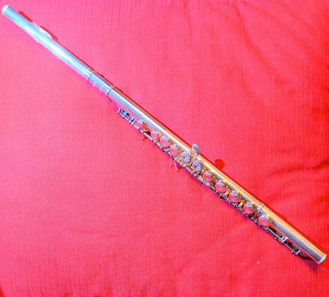 ぷ*ん様 YAMAHA 211 フルート　ケース付き