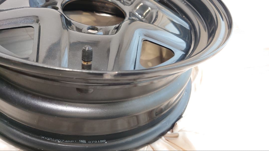 ① ジムニー 16インチ 純正ホイール JB64 ①