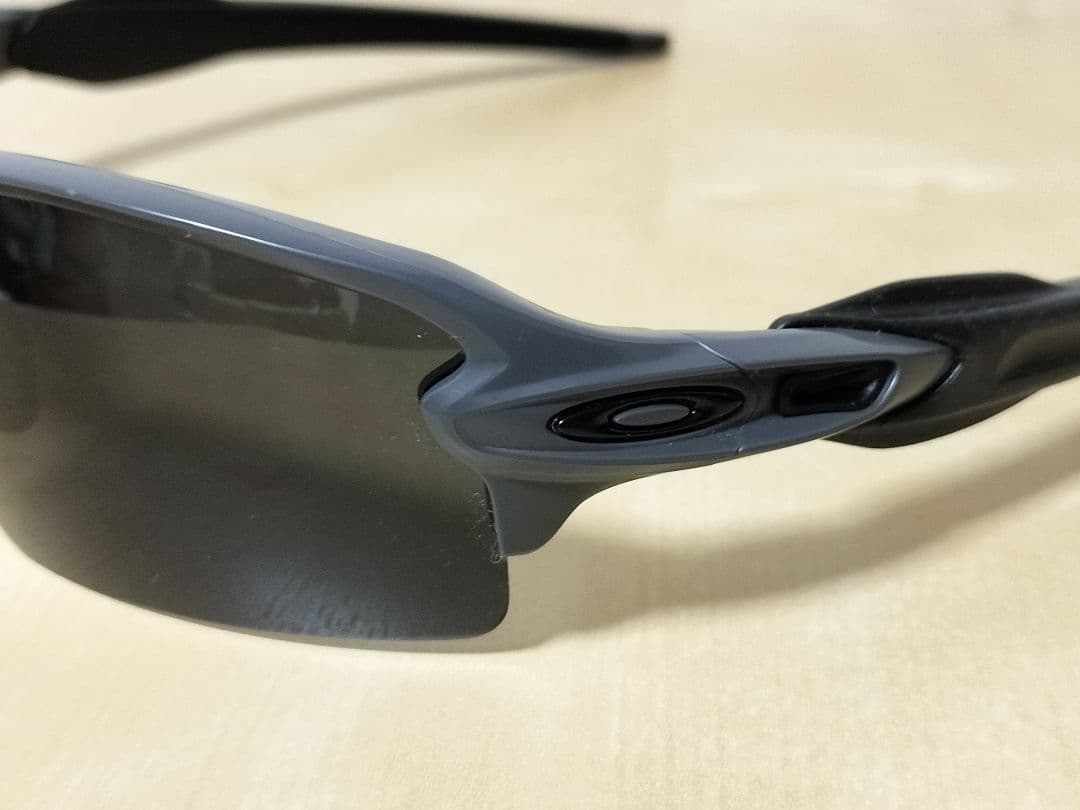 状態良好 レンズ新品 OAKLEY FLAK 2.0