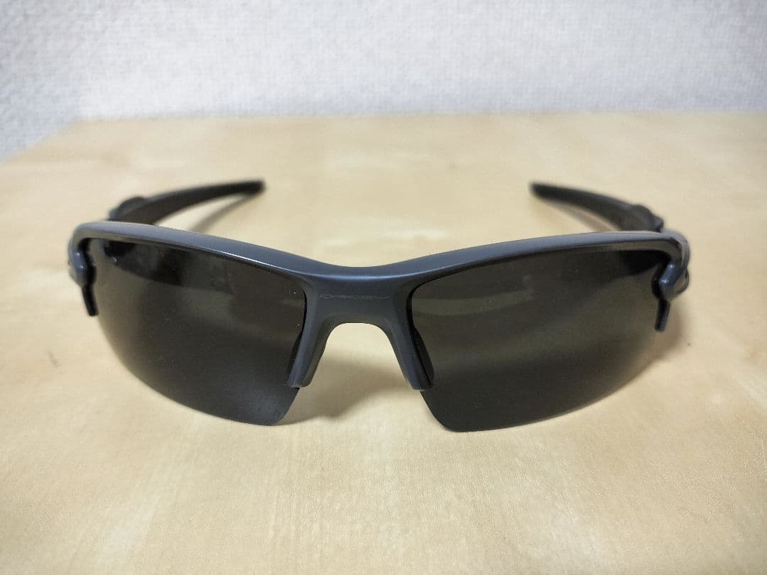 状態良好 レンズ新品 OAKLEY FLAK 2.0