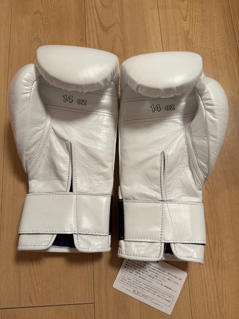 Winning ウィニングボクシンググローブ 14 oz ホワイト　新品未使用品