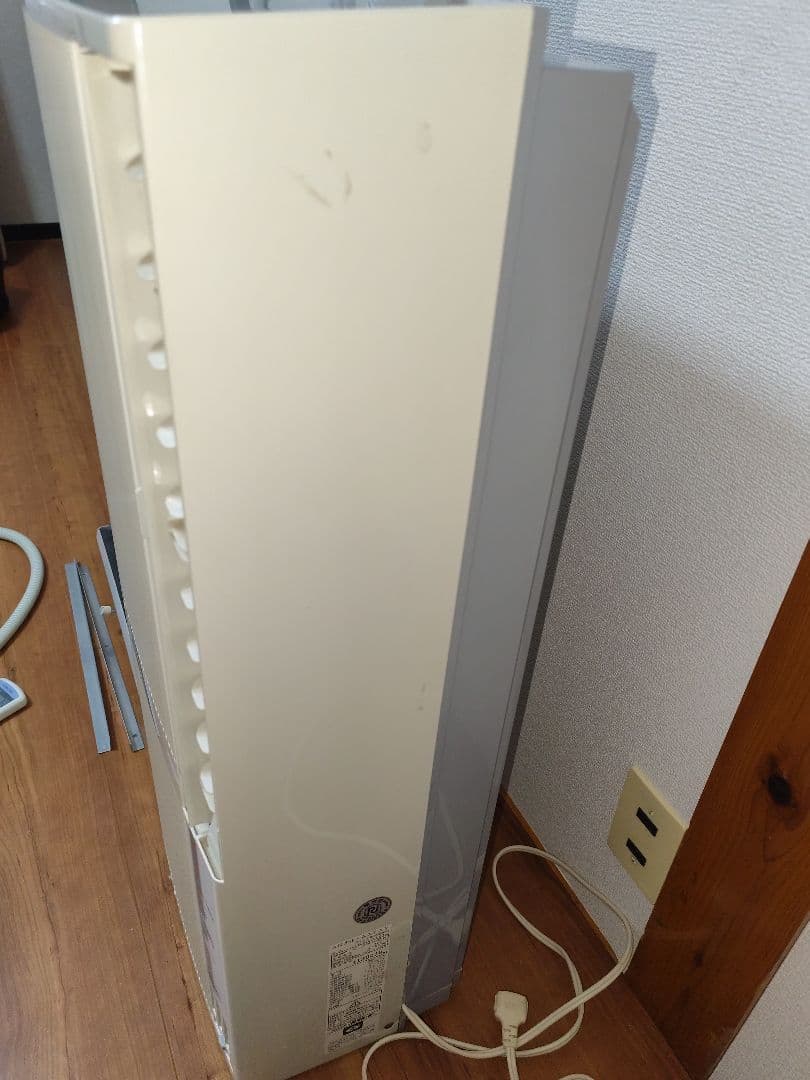 M*n様 コロナ ウインドエアコン CWH-A1812 冷暖房兼用 窓用エアコン