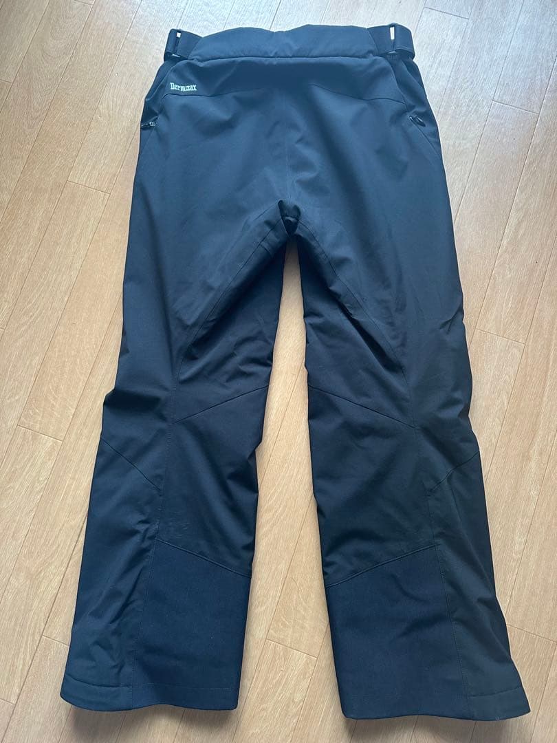 デサント　スキーウェア　Mサイズ