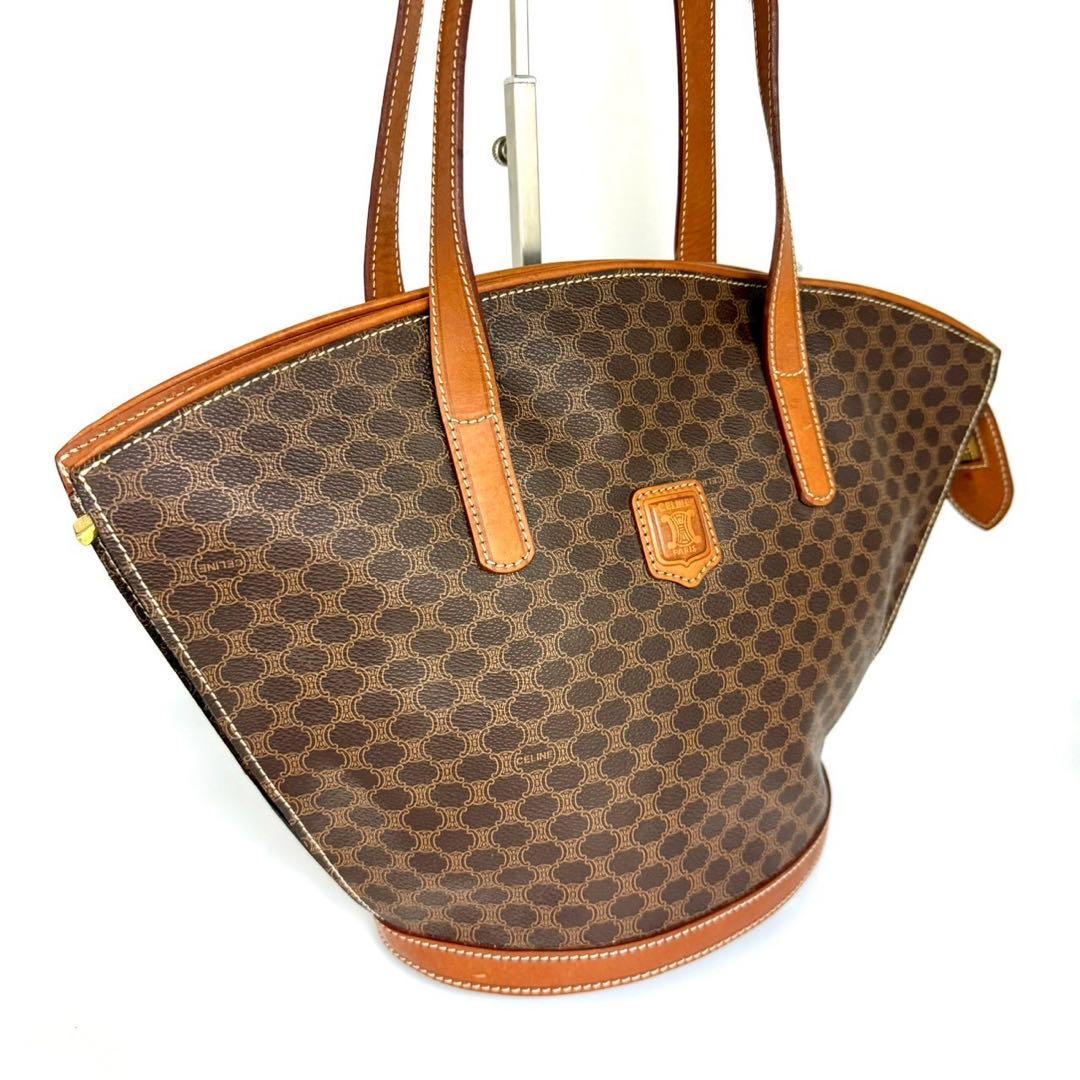 ○アイテム セリーヌ トートバッグ ショルダーバッグ トリオンフ マカダム柄