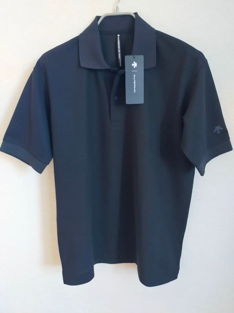 【新品タグ付き】DESCENTE ALLTERRAIN　　　ポロシャツ M