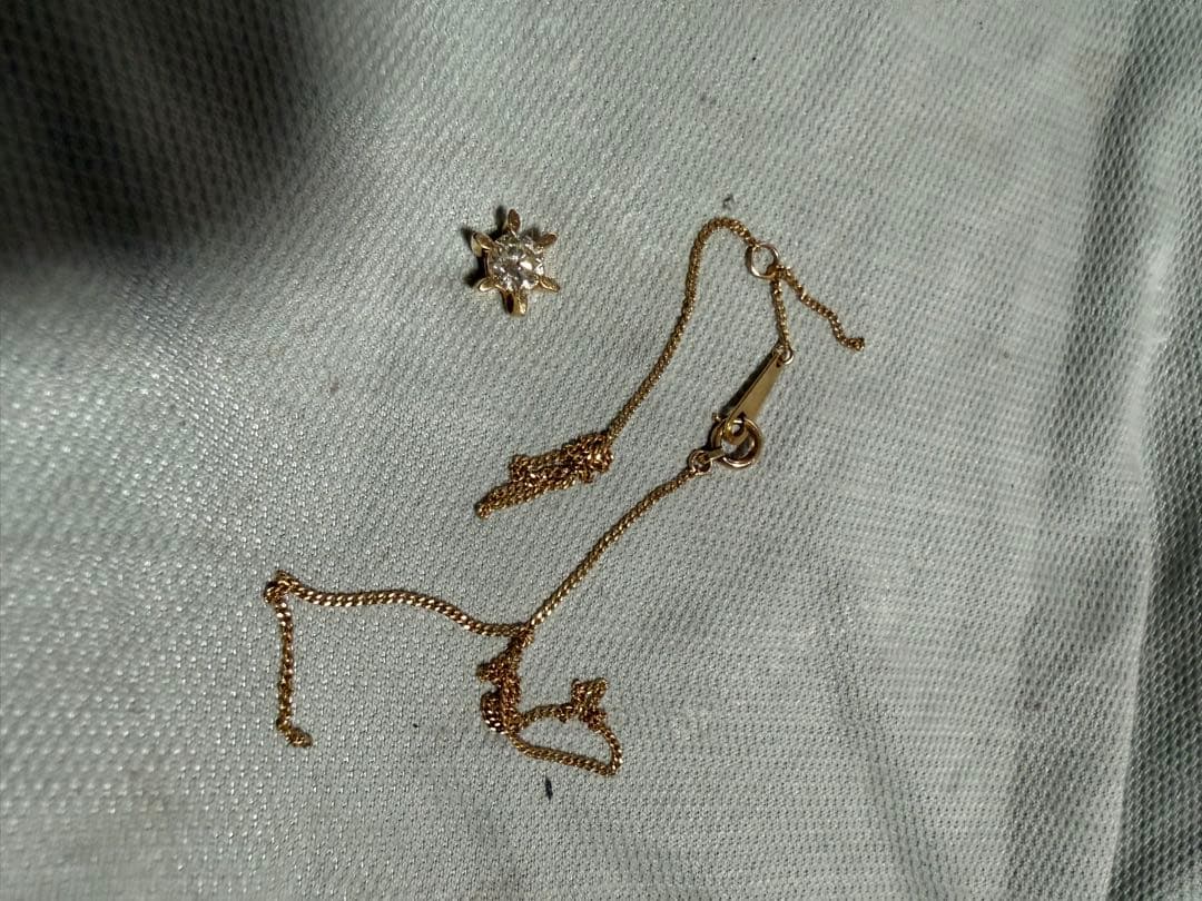 k18.D0.36/チェーン留金k18刻印有りでバラバラです。総重量1.74g