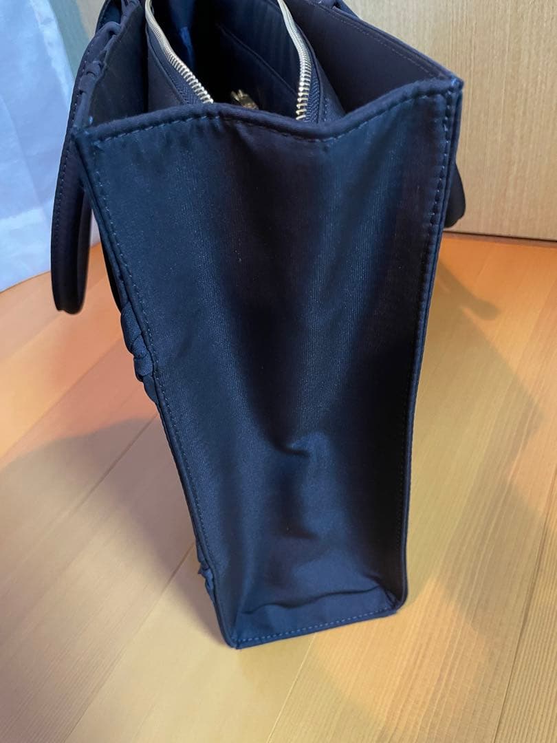 アメノチハレ　ネイビーバッグ　撥水
