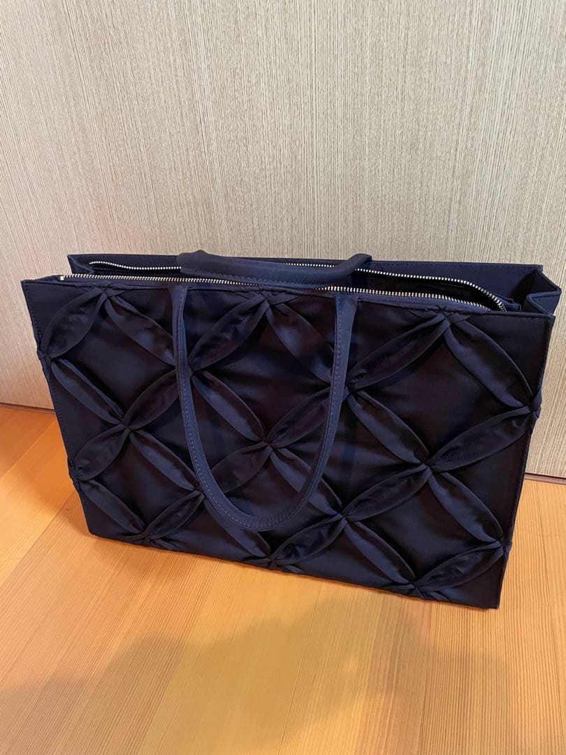 アメノチハレ　ネイビーバッグ　撥水