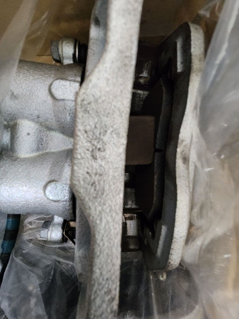 GR86(ZN8)& BRZ(ZD8)純正ブレーキキャリパー&パッド １台分